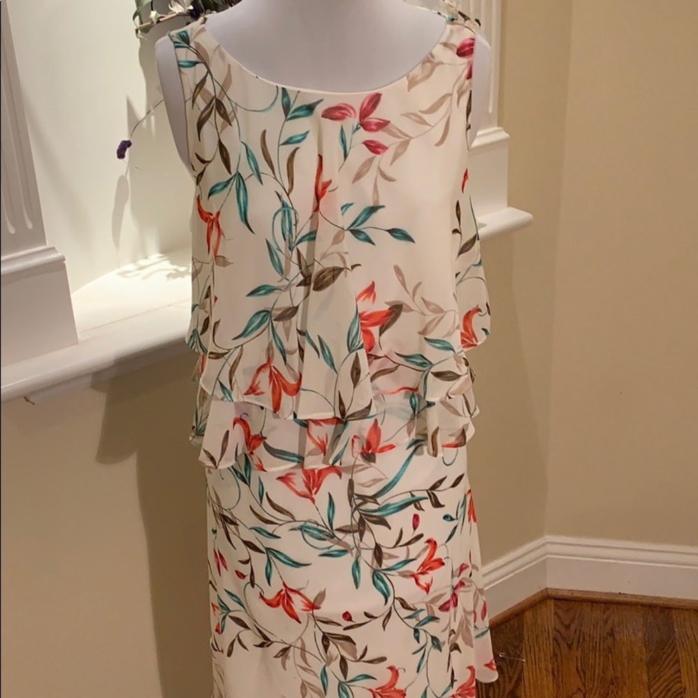 Layered flowy lined floral cream dress